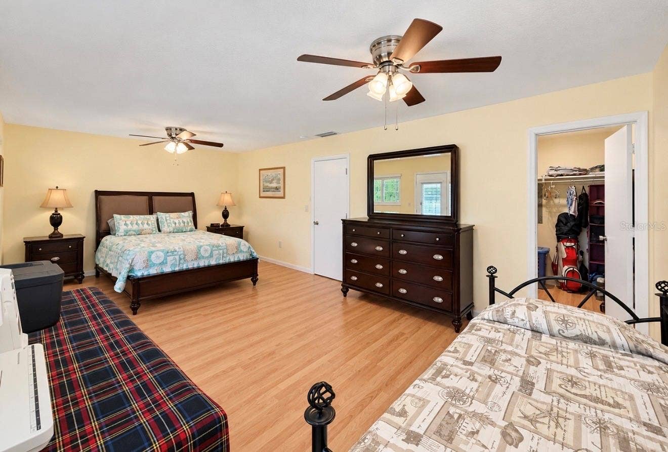 8075 112TH STREET, #302, Seminole, FL 33772 8075 112TH STREET, #302, Seminole, FL 33772