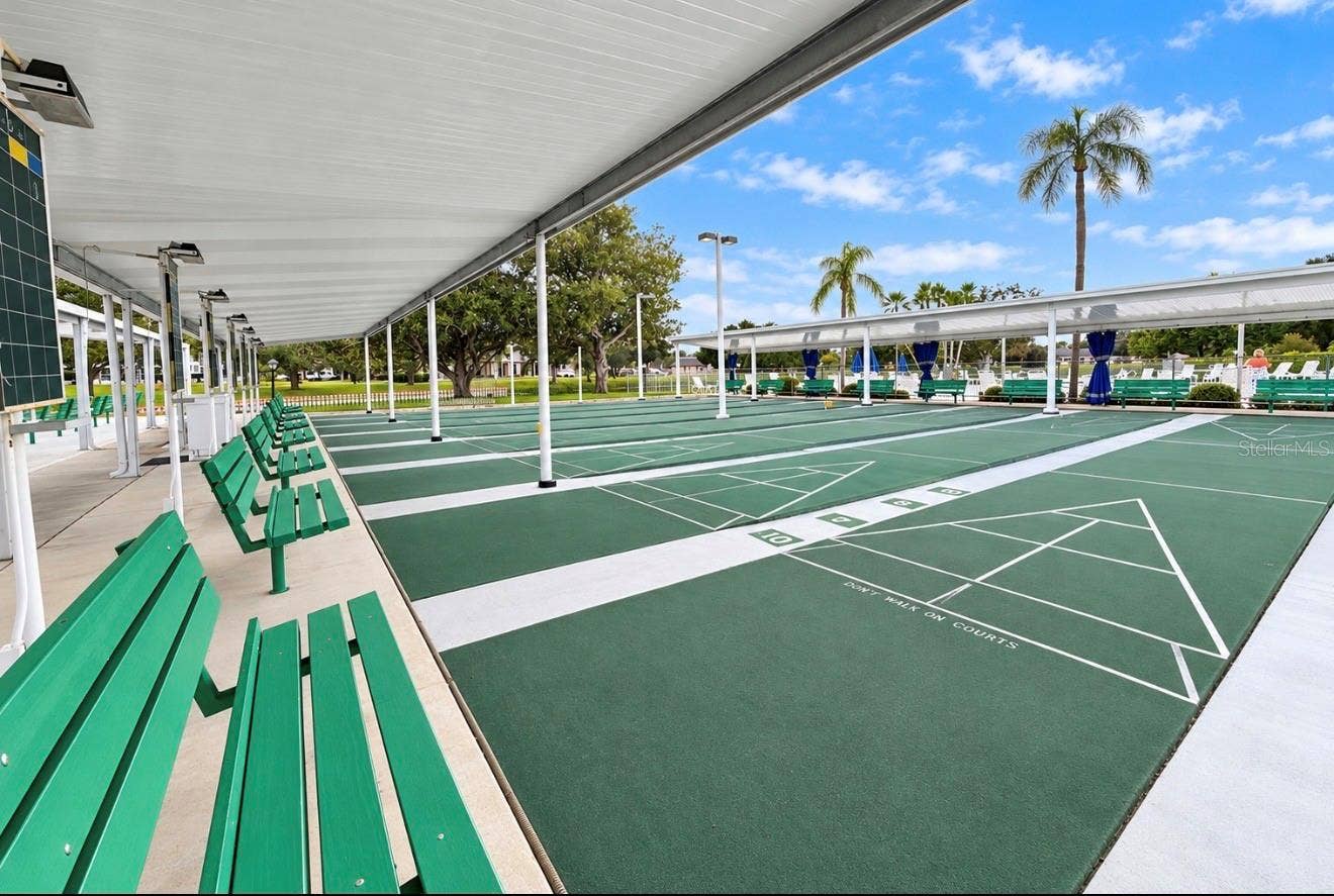 8075 112TH STREET, #302, Seminole, FL 33772 Shuffleboard