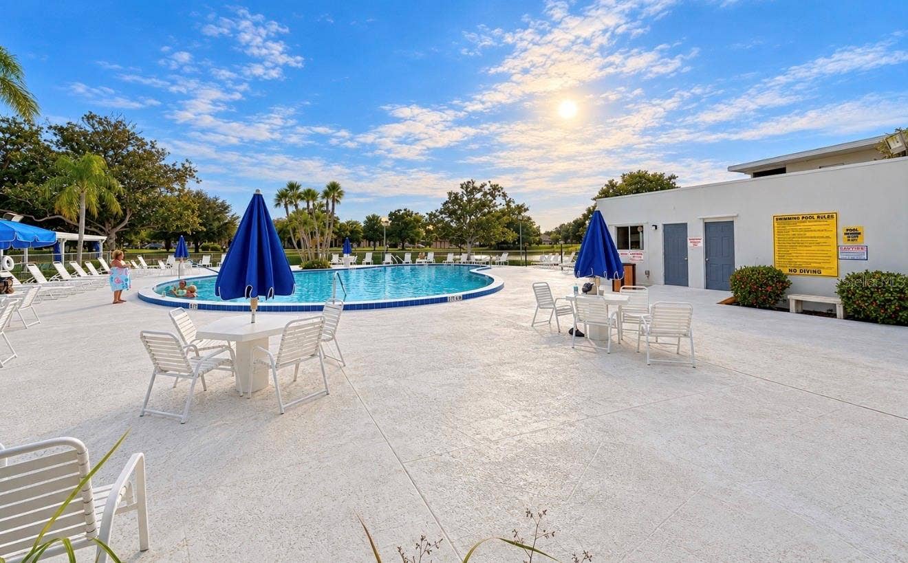 8075 112TH STREET, #302, Seminole, FL 33772 Pool