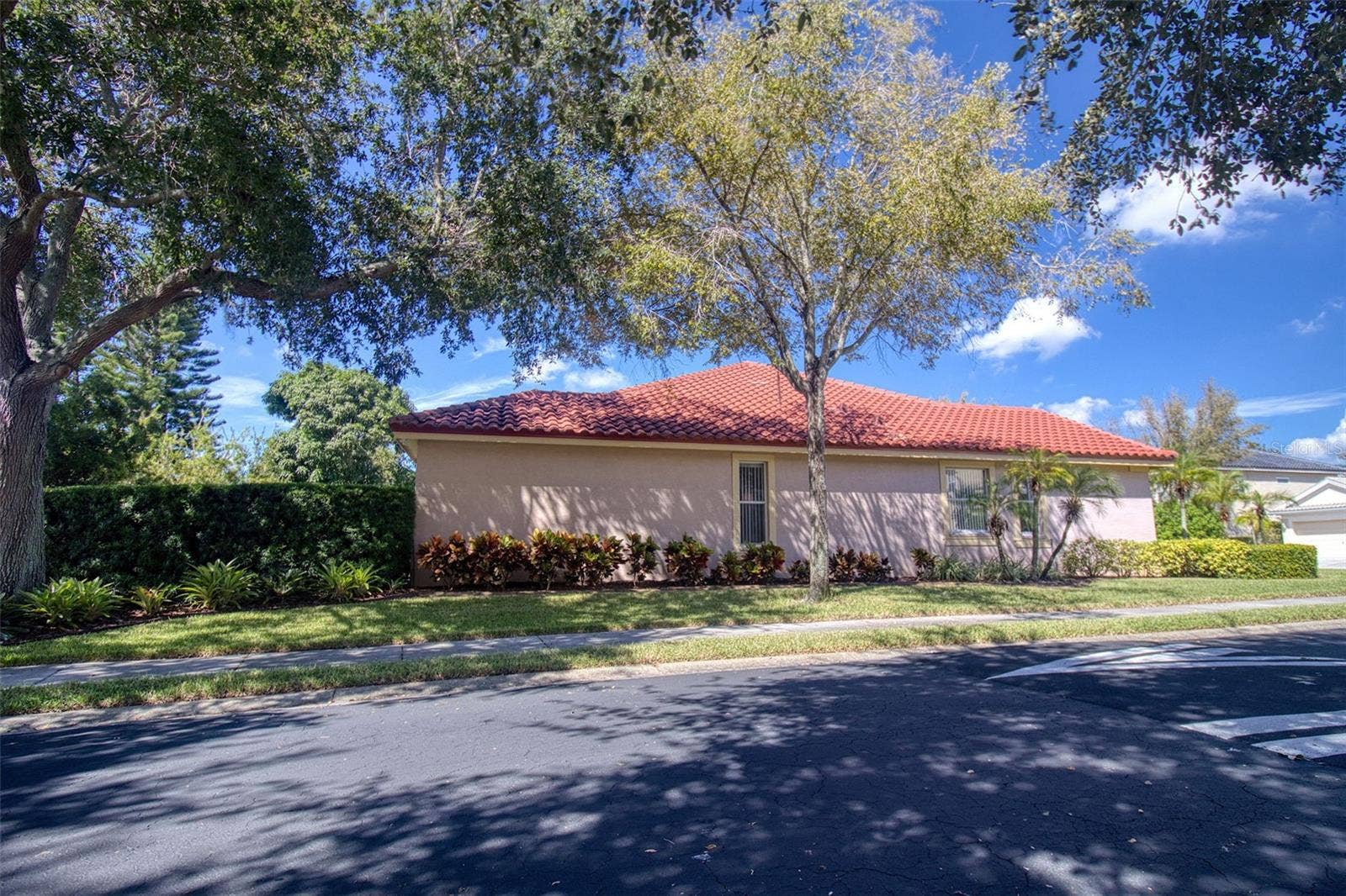 2219 ELIZABETH WAY, Dunedin, FL 34698