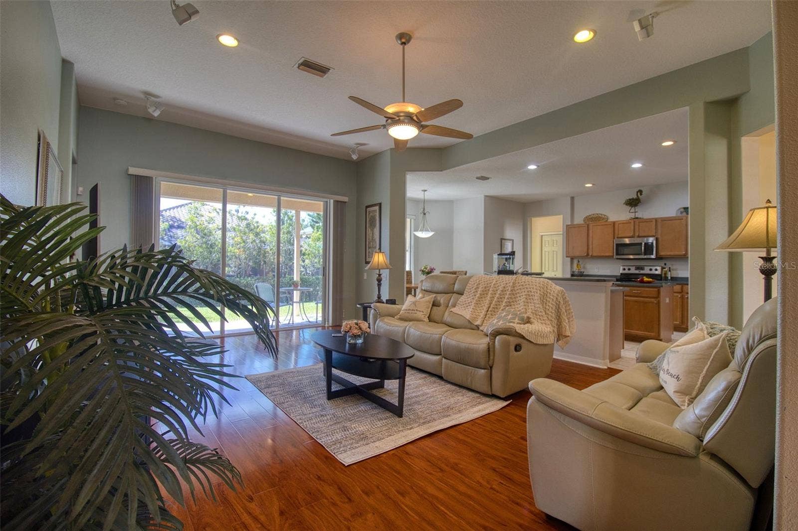 2219 ELIZABETH WAY, Dunedin, FL 34698