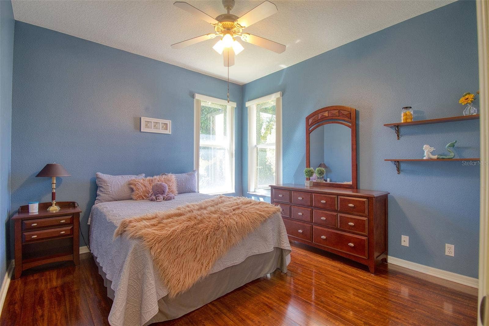 2219 ELIZABETH WAY, Dunedin, FL 34698
