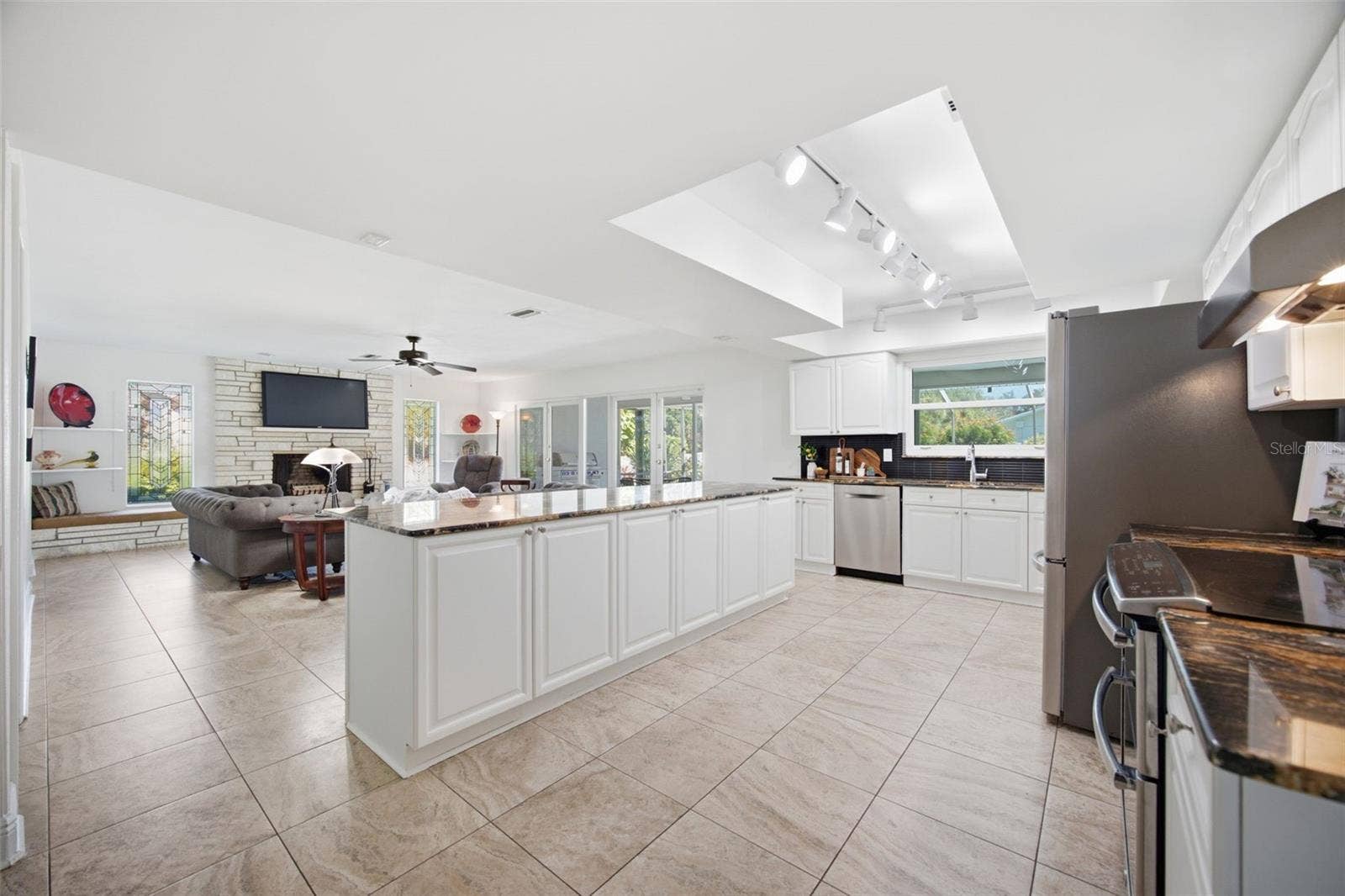 2308 SETON LANE, Largo, FL 33774 2308 SETON LANE, Largo, FL 33774