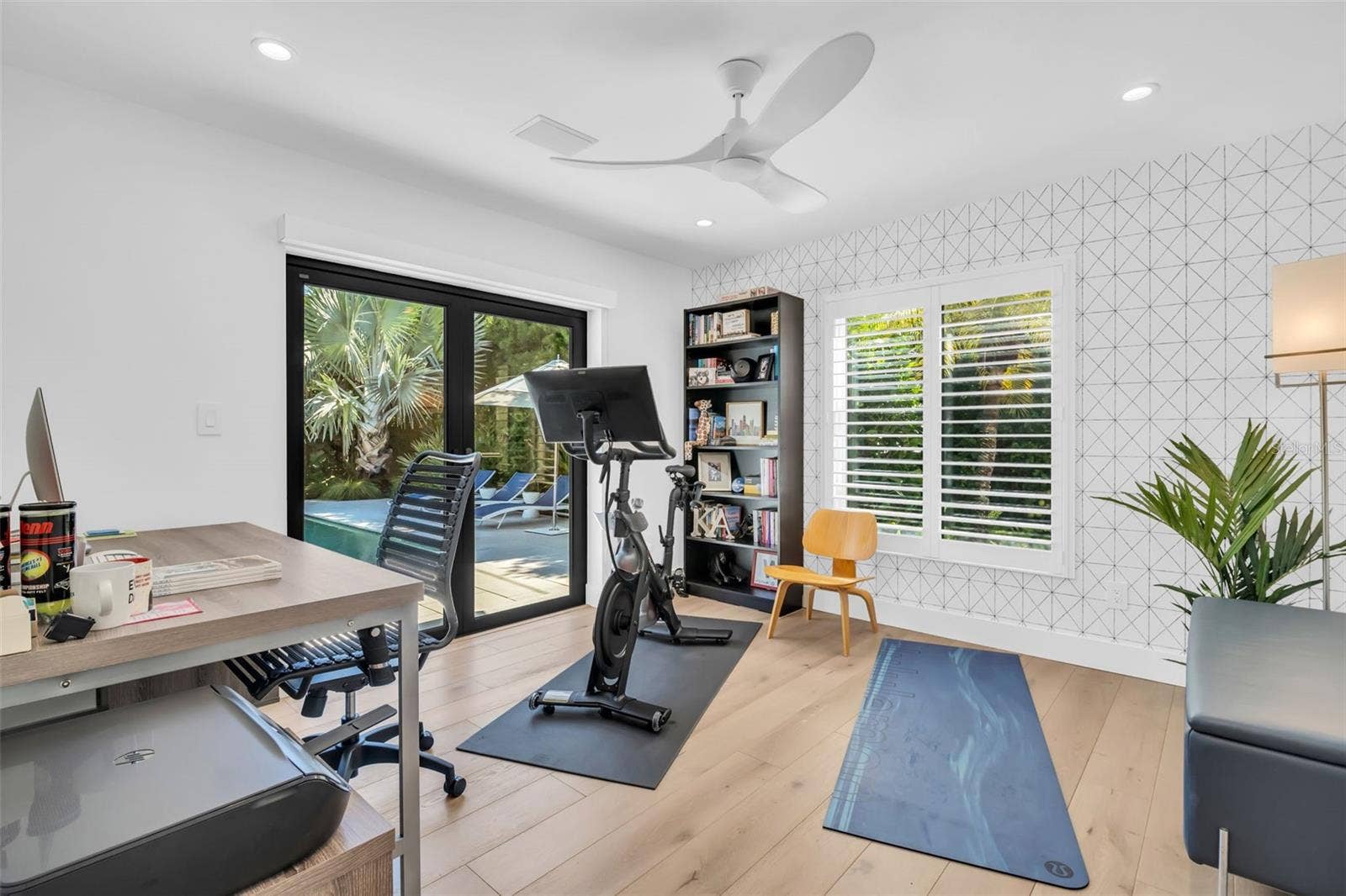 531 RAFAEL BOULEVARD NE, St Petersburg, FL 33704 531 RAFAEL BOULEVARD NE, St Petersburg, FL 33704