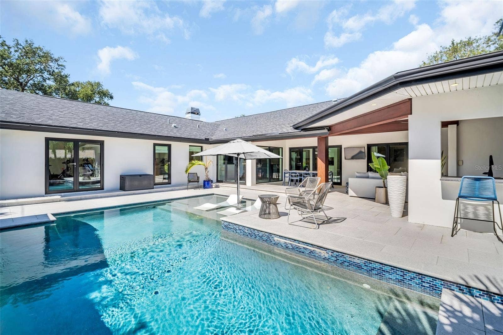 531 RAFAEL BOULEVARD NE, St Petersburg, FL 33704 531 RAFAEL BOULEVARD NE, St Petersburg, FL 33704