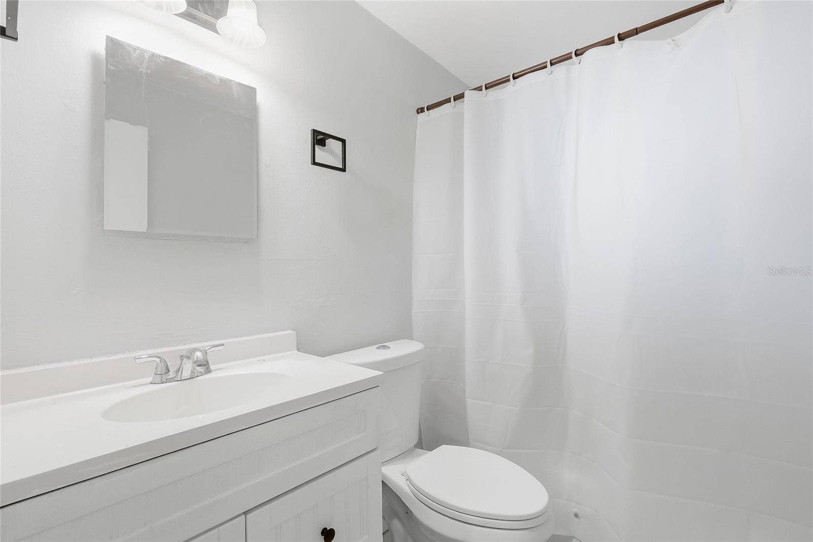 1408 E 140TH AVENUE, Tampa, FL 33613 1408 E 140TH AVENUE, Tampa, FL 33613