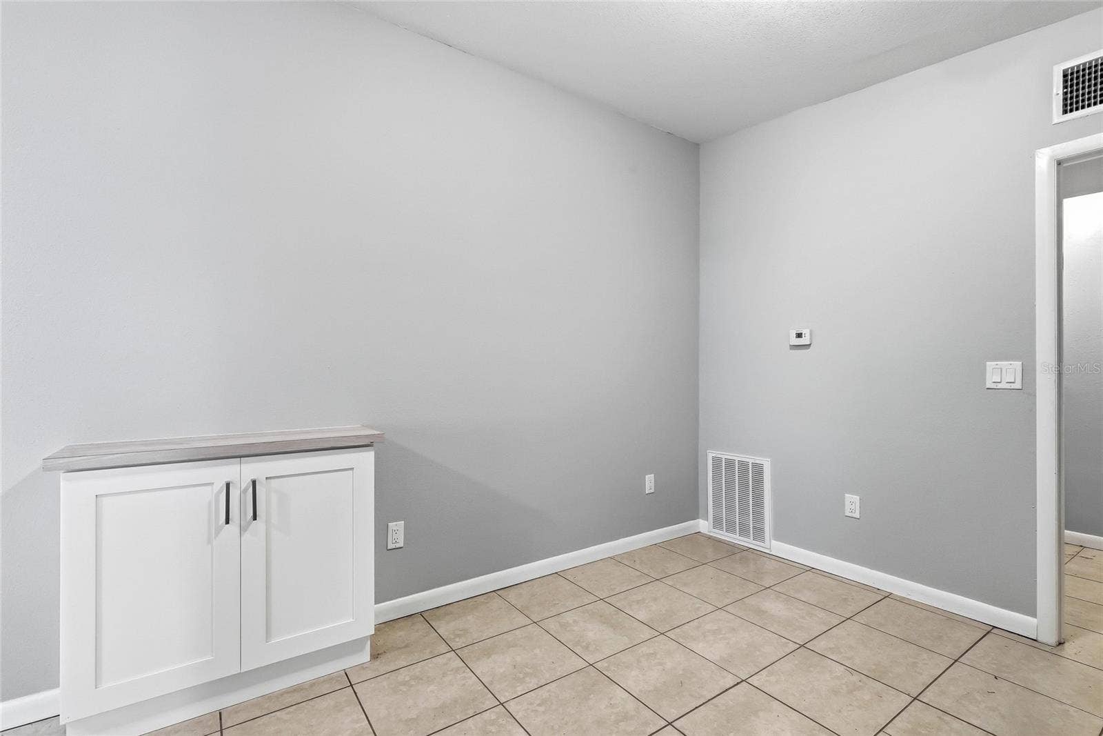 1408 E 140TH AVENUE, Tampa, FL 33613 1408 E 140TH AVENUE, Tampa, FL 33613