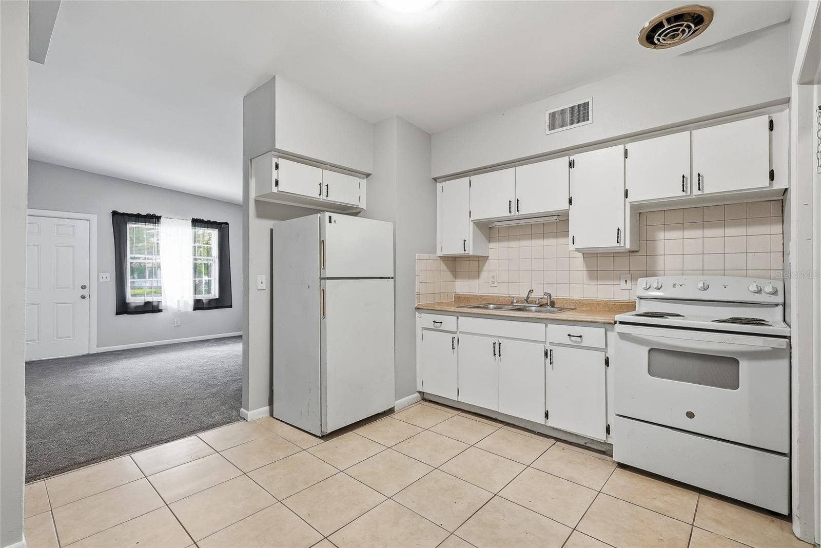 1408 E 140TH AVENUE, Tampa, FL 33613 1408 E 140TH AVENUE, Tampa, FL 33613