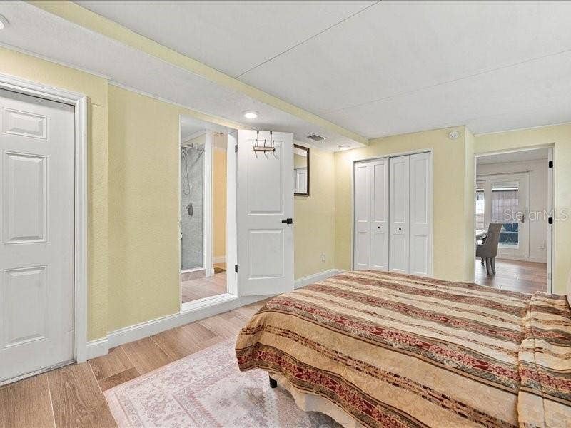 8223 GULF WAY, Hudson, FL 34667 Primary Bedroom