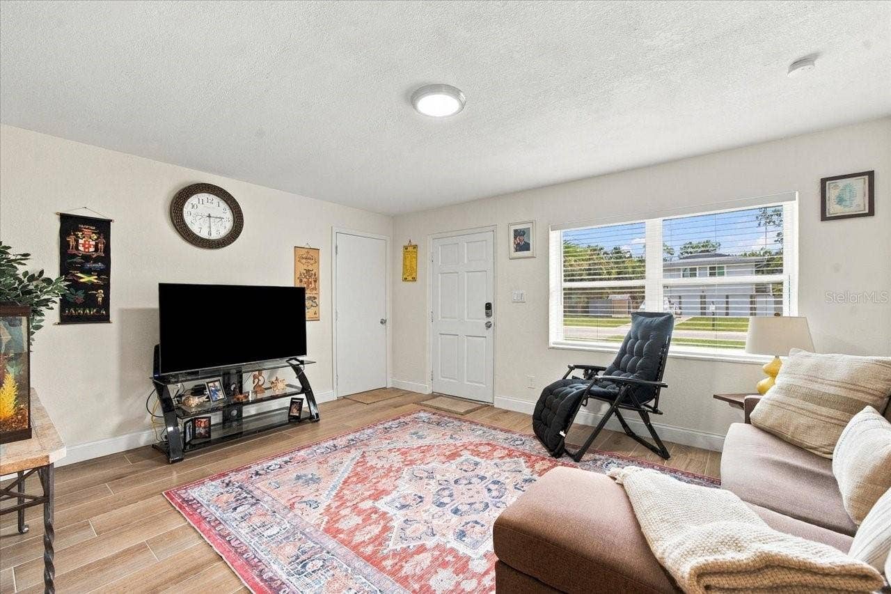 8223 GULF WAY, Hudson, FL 34667 Family Room