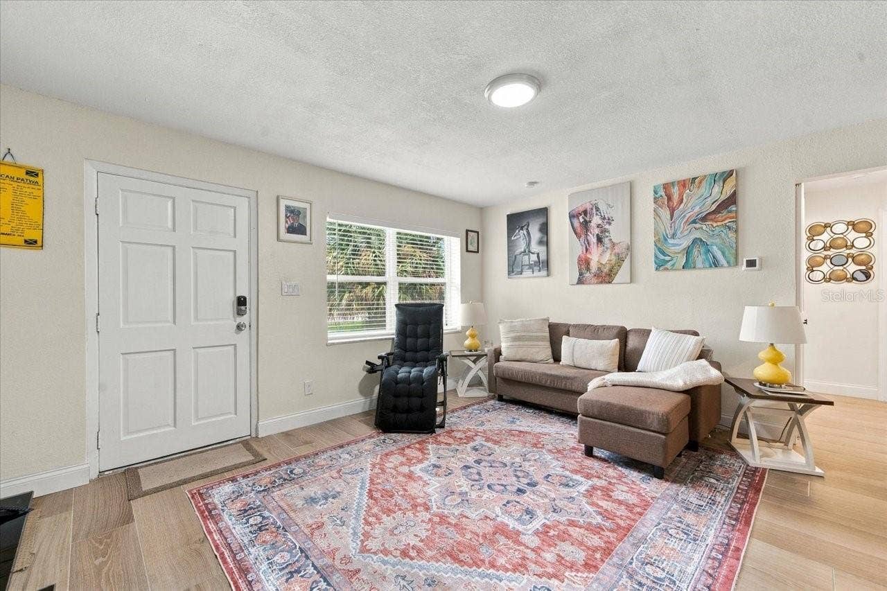 8223 GULF WAY, Hudson, FL 34667 Family Room