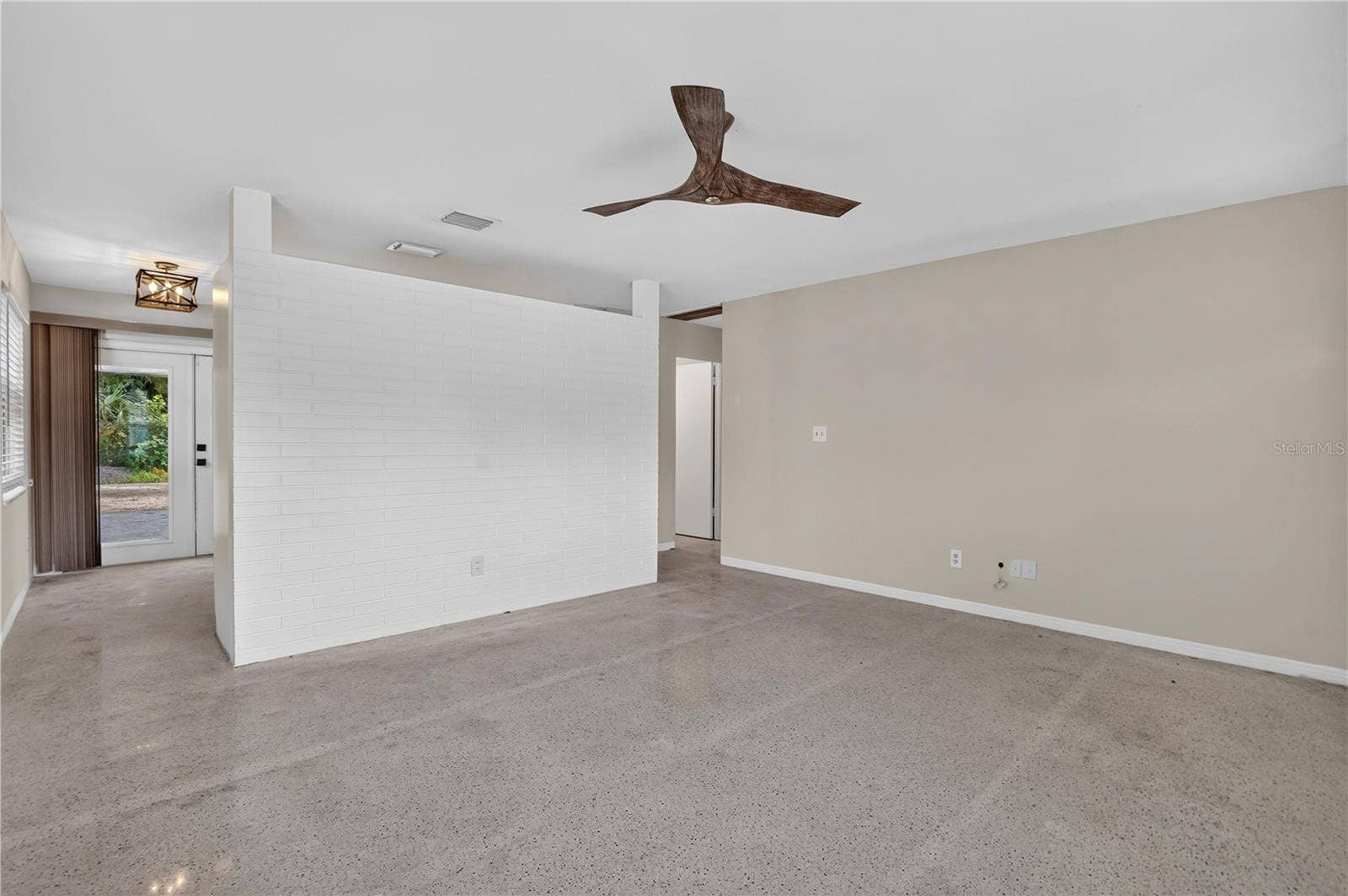 5214 15TH AVENUE S, Gulfport, FL 33707 5214 15TH AVENUE S, Gulfport, FL 33707