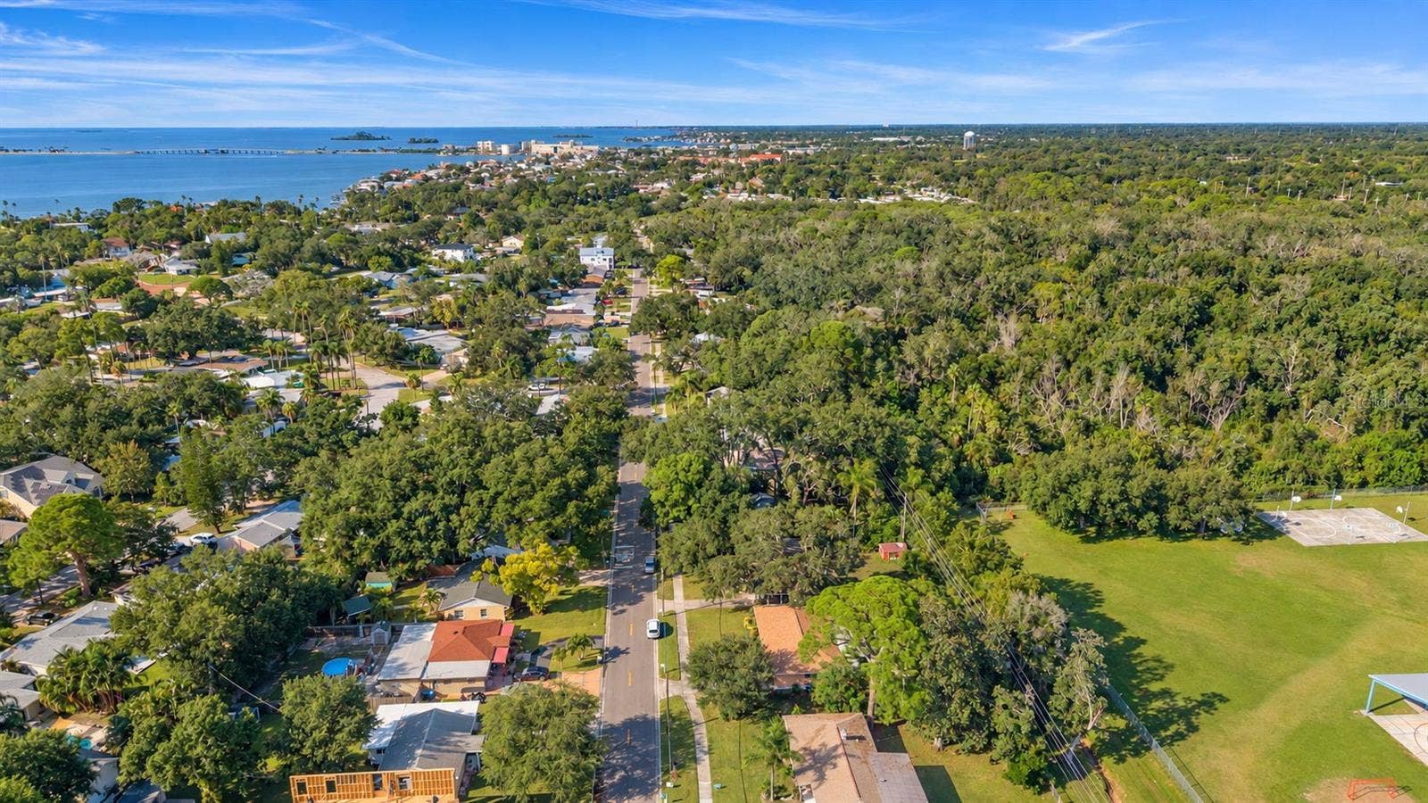 1725 SAN MATEO DRIVE, Dunedin, FL 34698 1725 SAN MATEO DRIVE, Dunedin, FL 34698