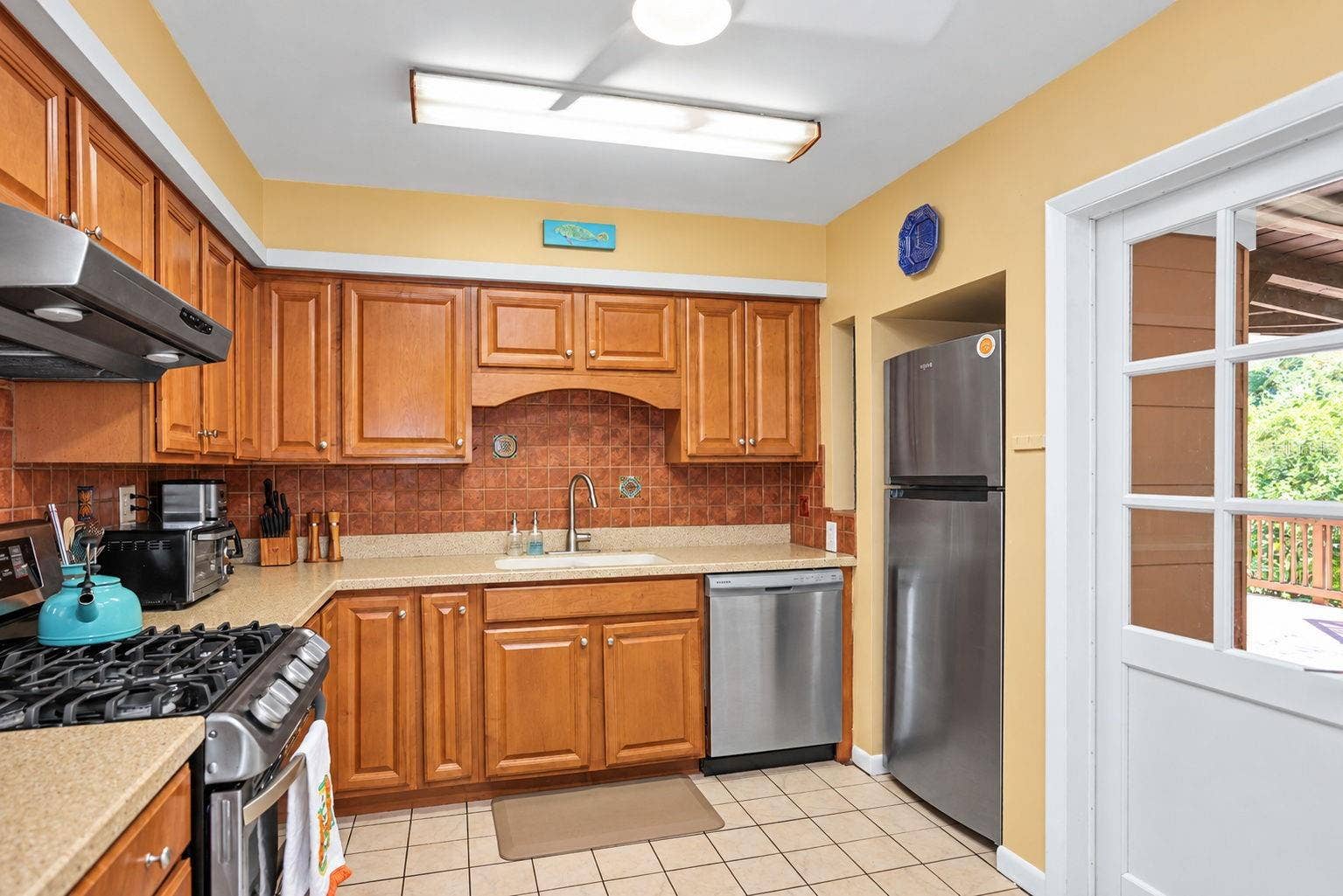 1725 SAN MATEO DRIVE, Dunedin, FL 34698 1725 SAN MATEO DRIVE, Dunedin, FL 34698