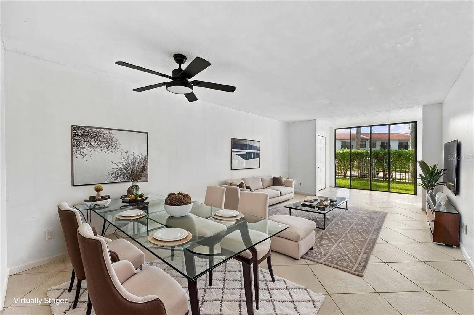 2051 SKIMMER COURT W, #112, Clearwater, FL 33762 Dining/Living Room
