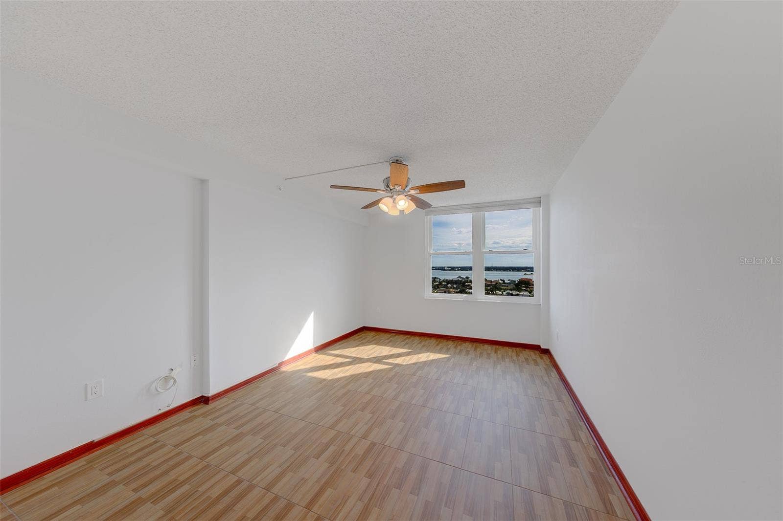 400 ISLAND WAY, #1109, Clearwater, FL 33767 400 ISLAND WAY, #1109, Clearwater, FL 33767