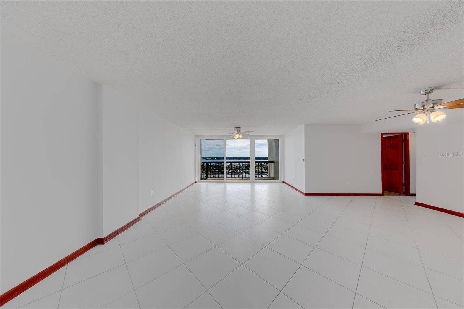 400 ISLAND WAY, #1109, Clearwater, FL 33767 400 ISLAND WAY, #1109, Clearwater, FL 33767