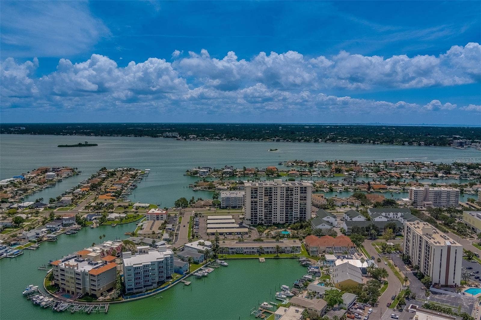 400 ISLAND WAY, #1109, Clearwater, FL 33767 400 ISLAND WAY, #1109, Clearwater, FL 33767