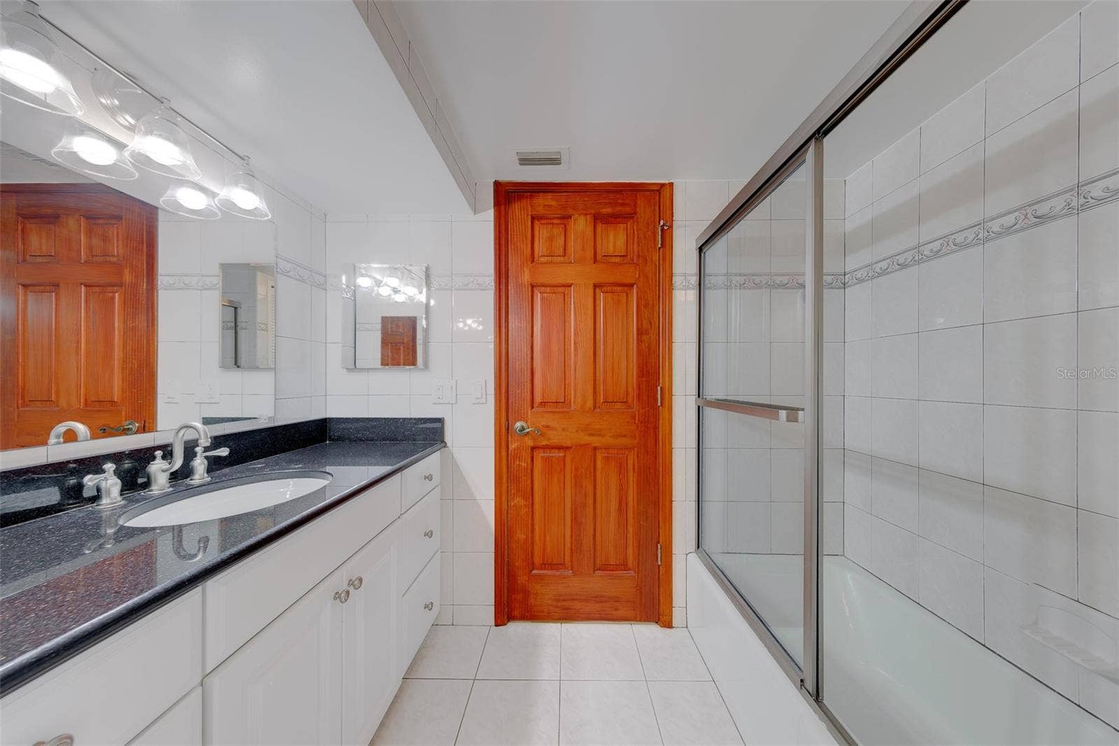 400 ISLAND WAY, #1109, Clearwater, FL 33767 400 ISLAND WAY, #1109, Clearwater, FL 33767