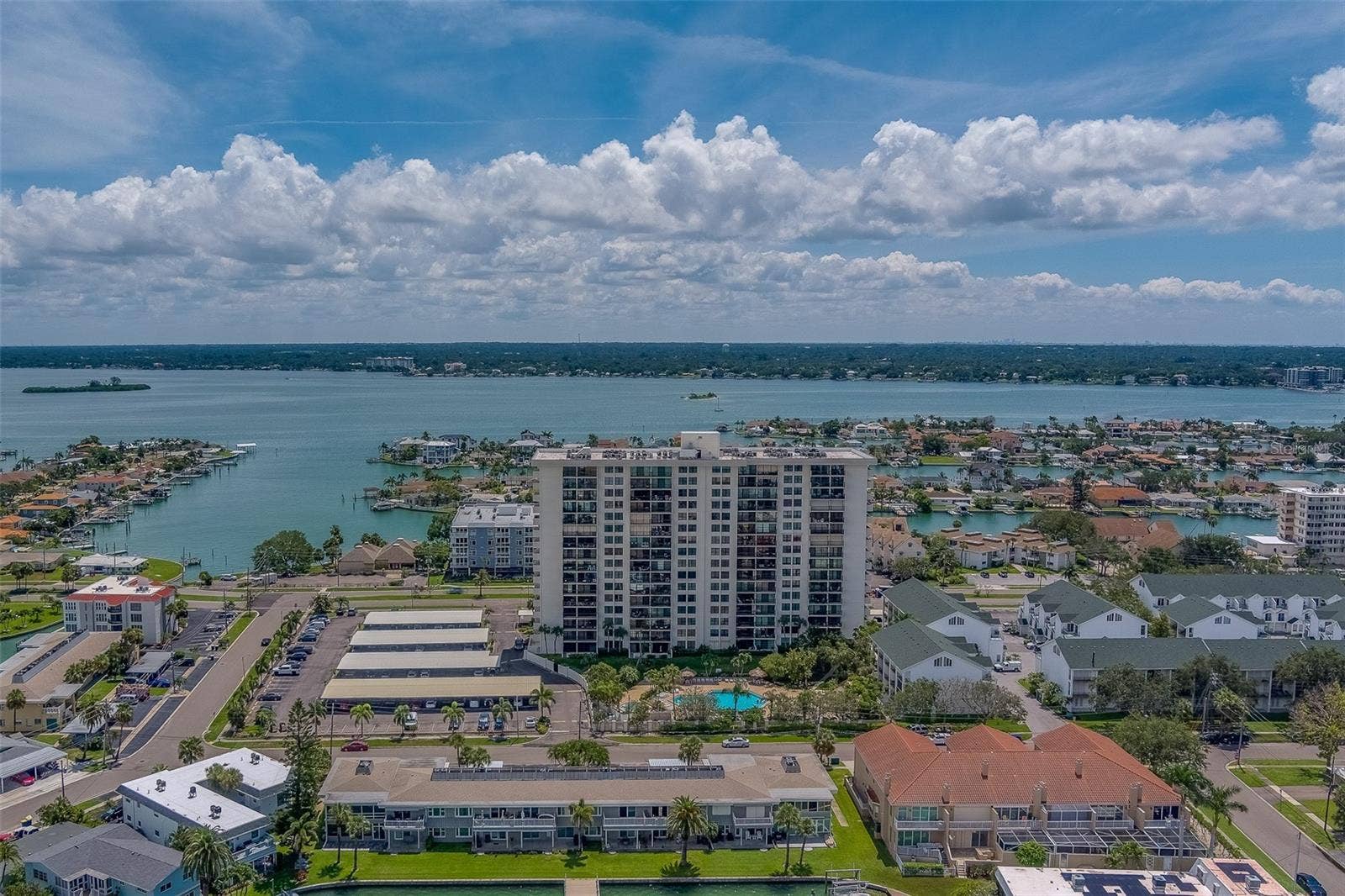 400 ISLAND WAY, #1109, Clearwater, FL 33767 400 ISLAND WAY, #1109, Clearwater, FL 33767