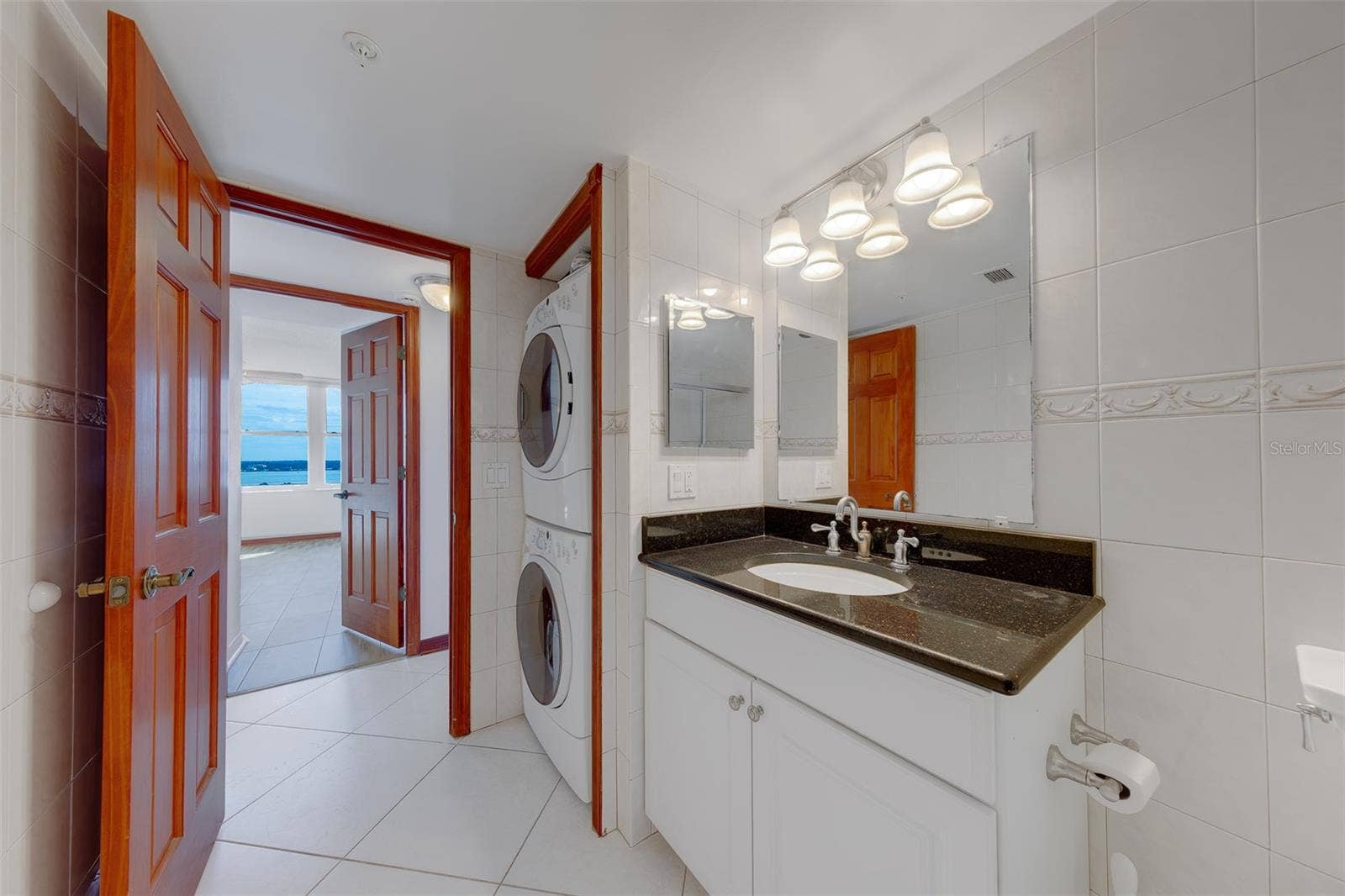 400 ISLAND WAY, #1109, Clearwater, FL 33767 400 ISLAND WAY, #1109, Clearwater, FL 33767