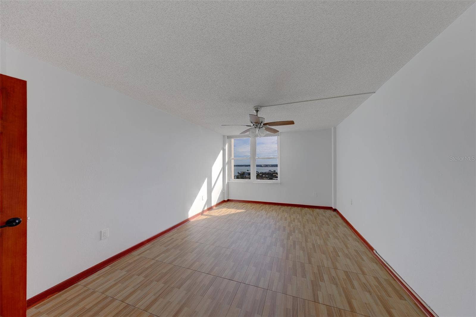 400 ISLAND WAY, #1109, Clearwater, FL 33767 400 ISLAND WAY, #1109, Clearwater, FL 33767