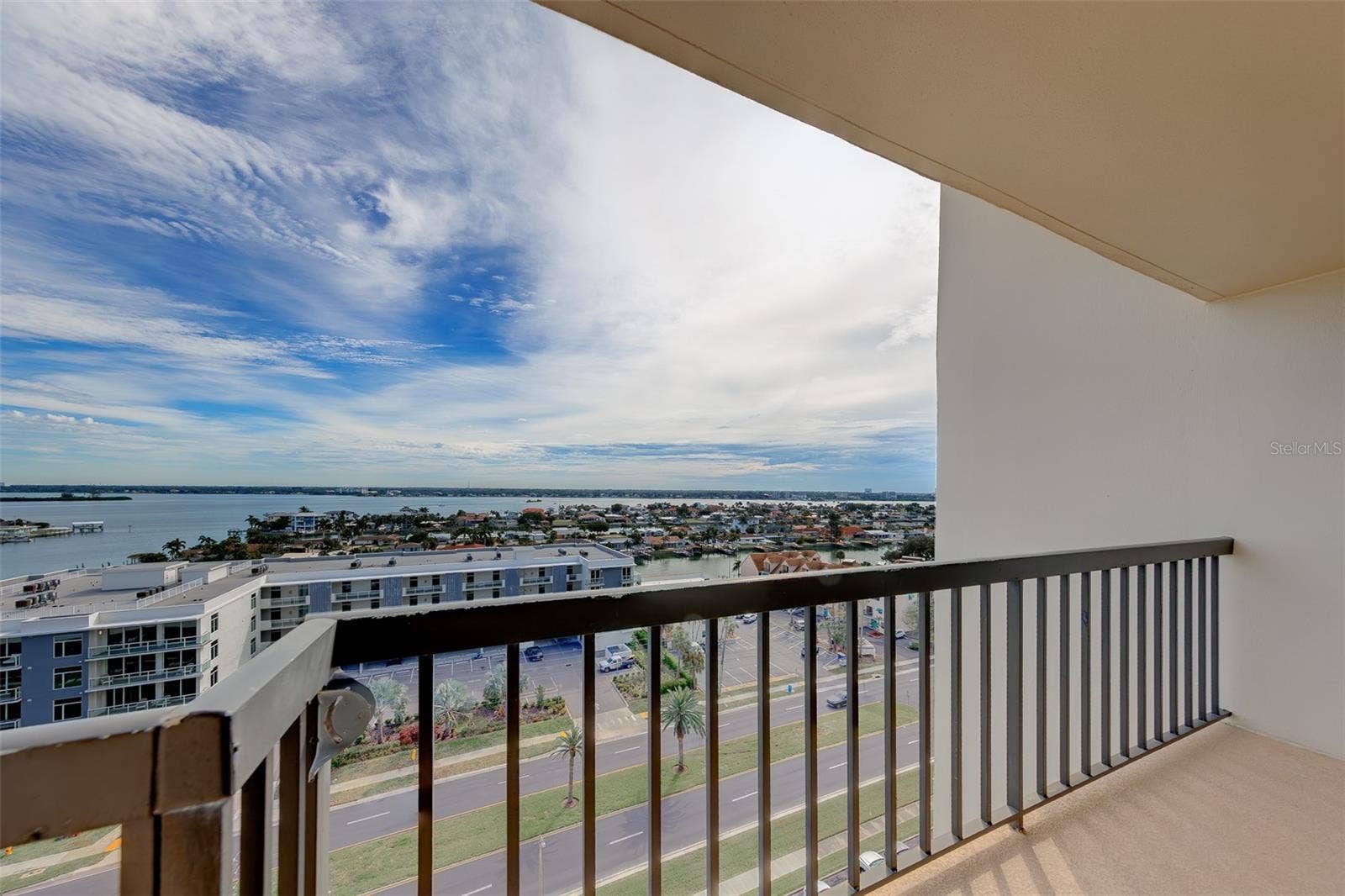 400 ISLAND WAY, #1109, Clearwater, FL 33767 400 ISLAND WAY, #1109, Clearwater, FL 33767