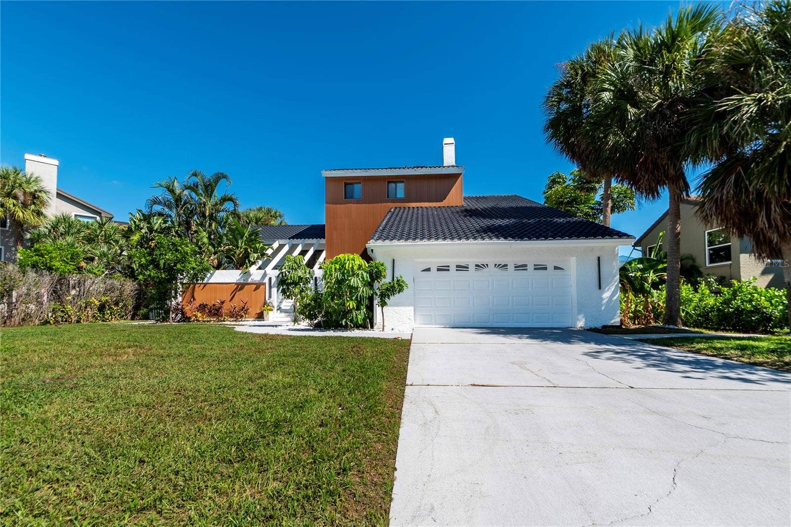 807 2ND AVENUE S, Tierra Verde, FL 33715