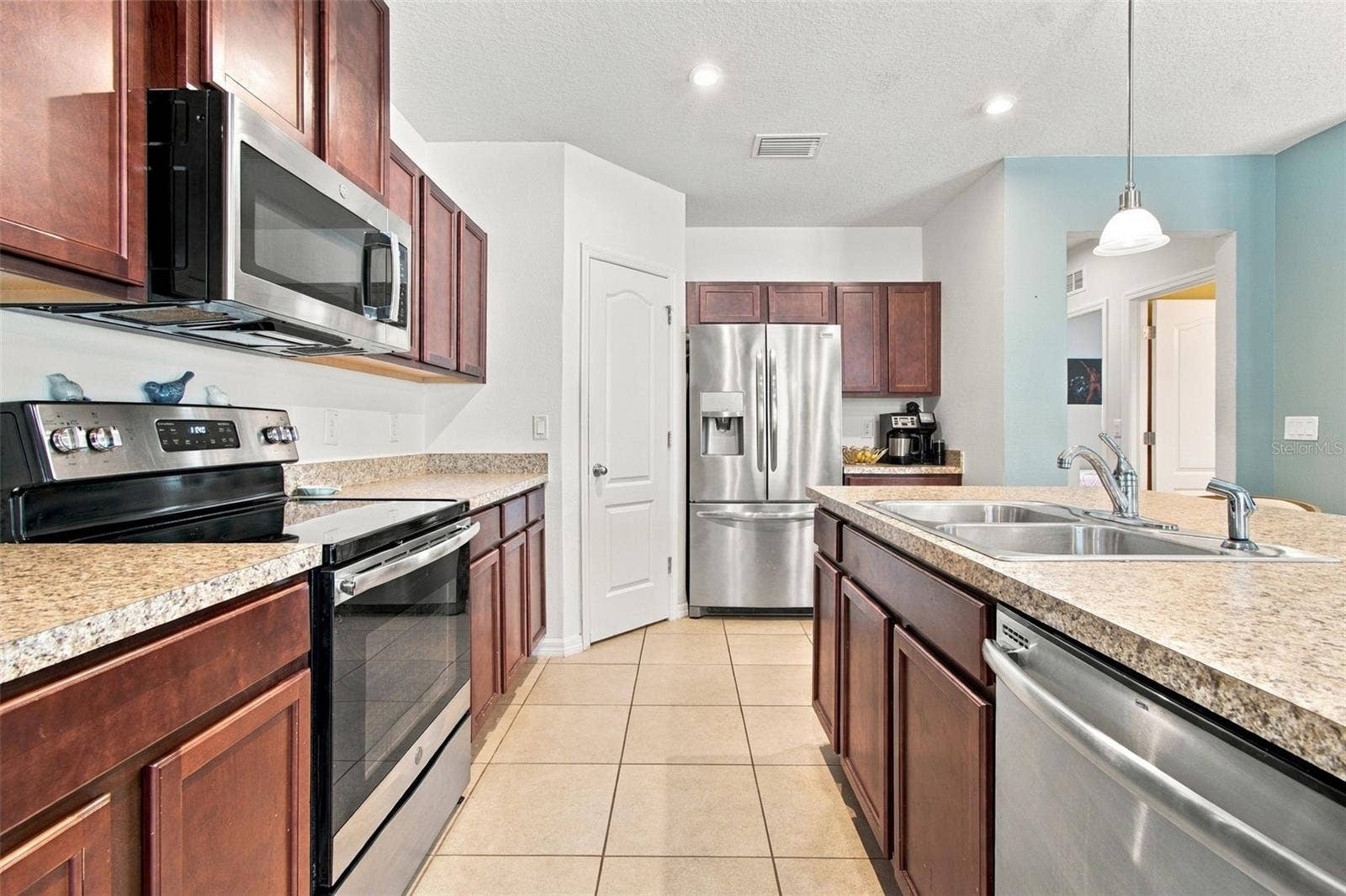 10359 HAWKS LANDING DRIVE, Land O Lakes, FL 34638