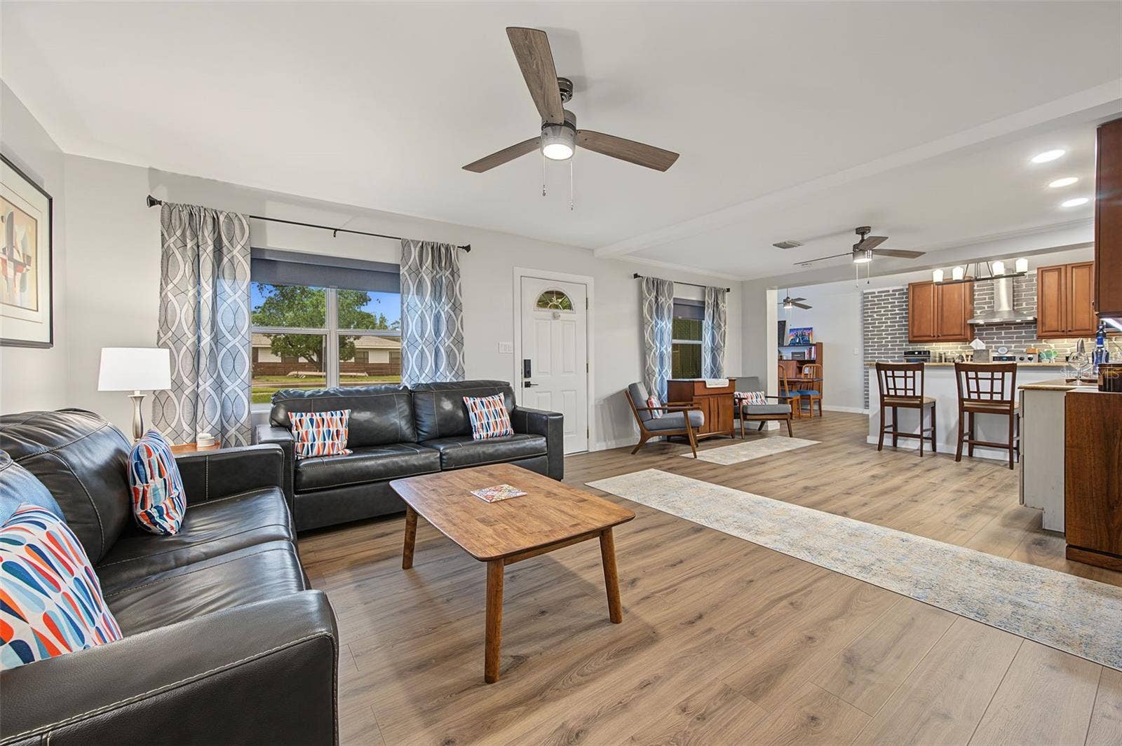 1402 NEBRASKA AVENUE, Palm Harbor, FL 34683 1402 NEBRASKA AVENUE, Palm Harbor, FL 34683