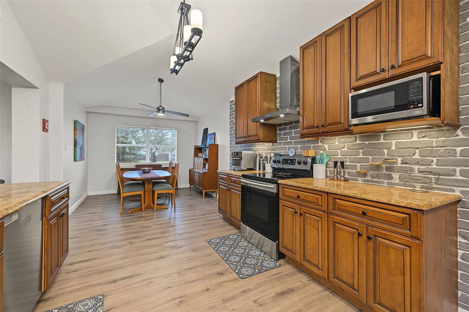 1402 NEBRASKA AVENUE, Palm Harbor, FL 34683 1402 NEBRASKA AVENUE, Palm Harbor, FL 34683