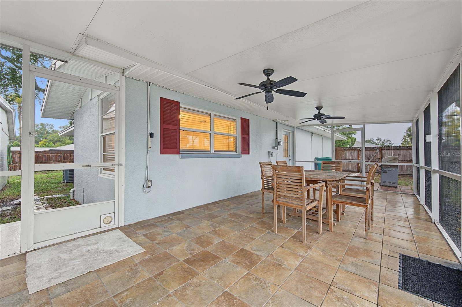 1402 NEBRASKA AVENUE, Palm Harbor, FL 34683 Lanai