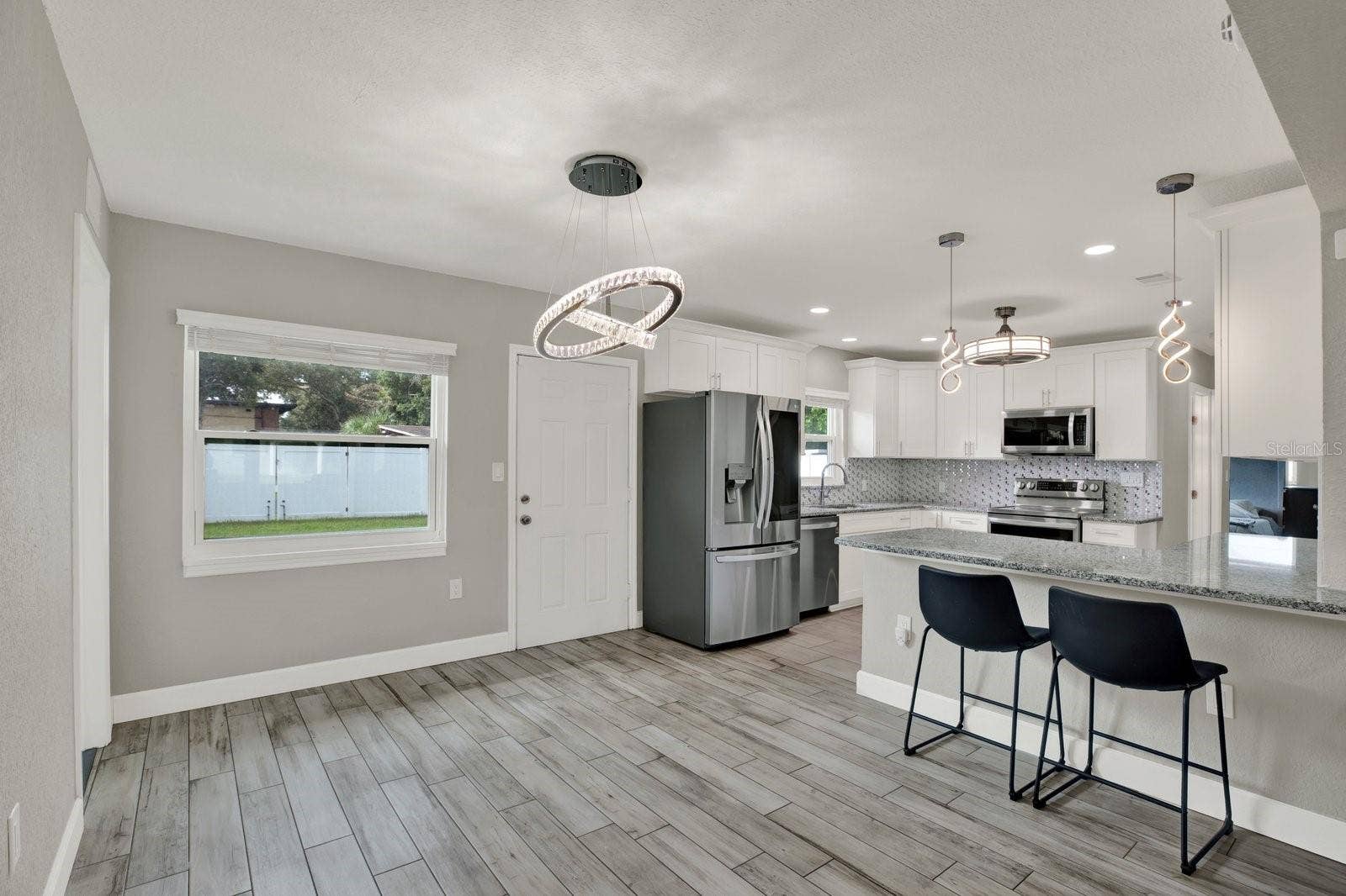 1000 59TH AVENUE S, St Petersburg, FL 33705