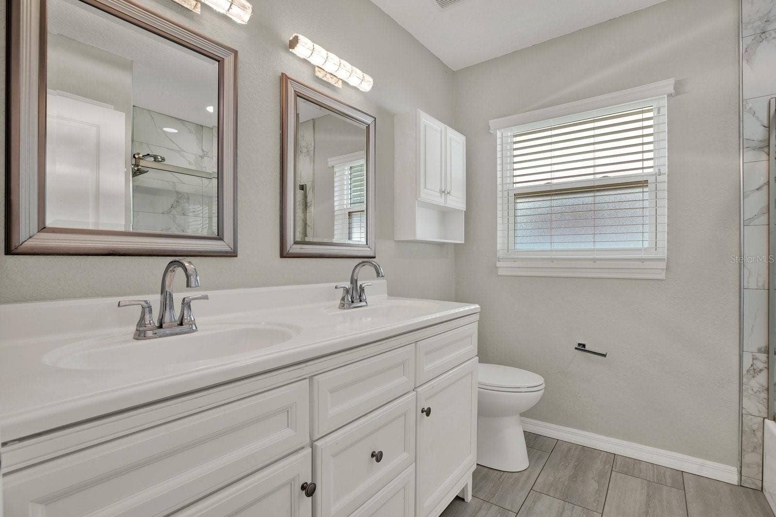 1000 59TH AVENUE S, St Petersburg, FL 33705