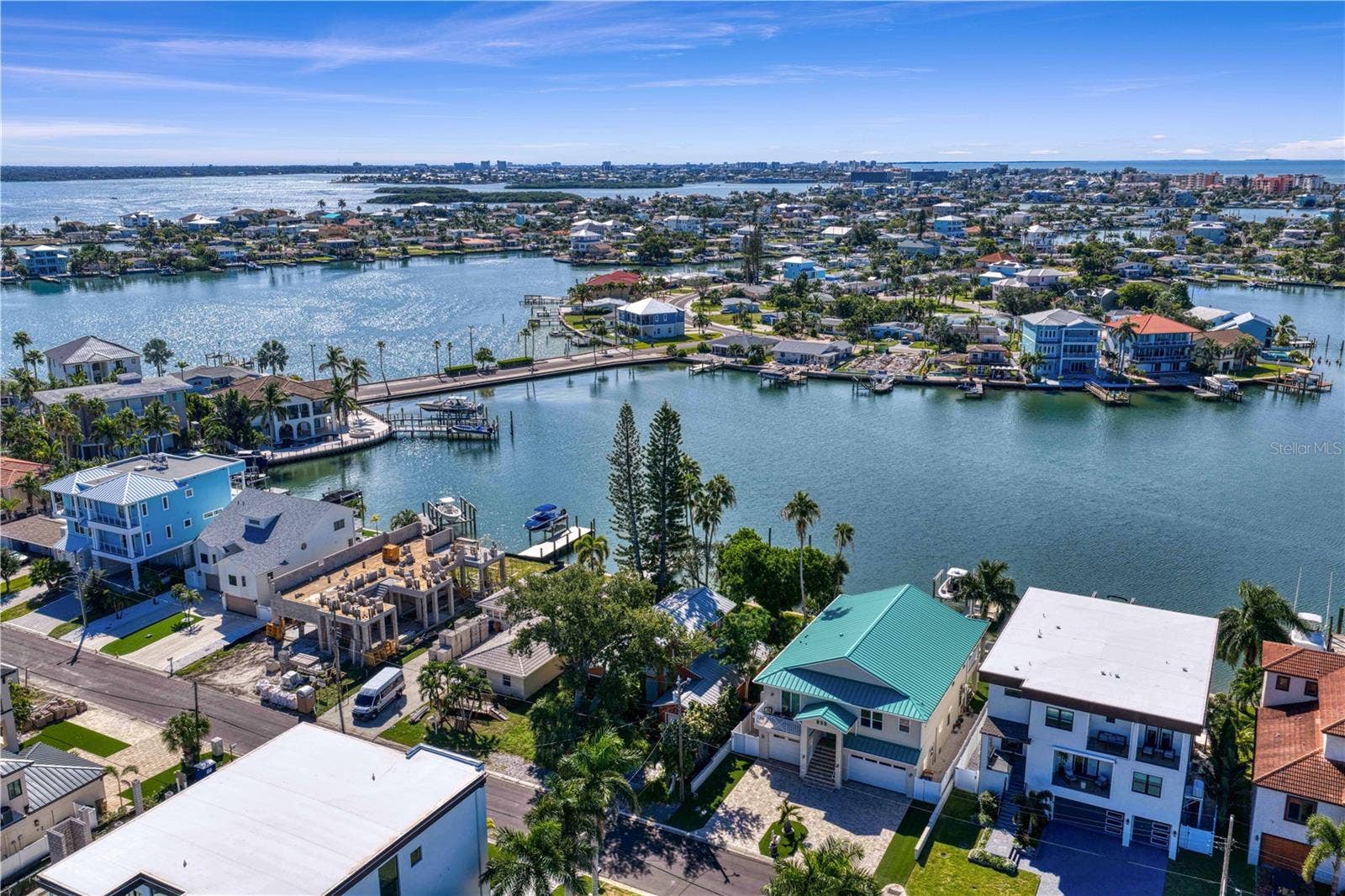 835 BAY POINT DRIVE, Madeira Beach, FL 33708