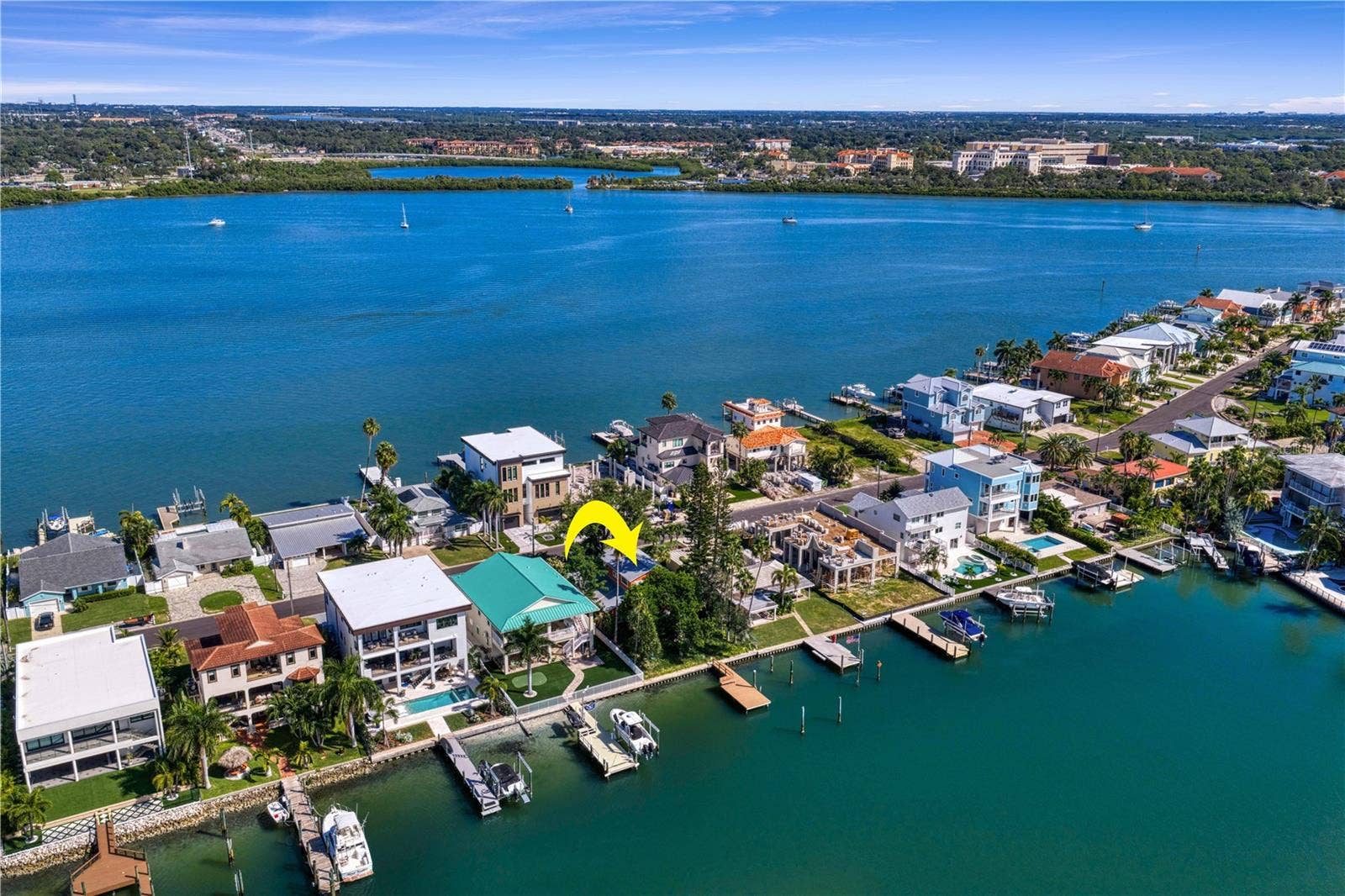 835 BAY POINT DRIVE, Madeira Beach, FL 33708