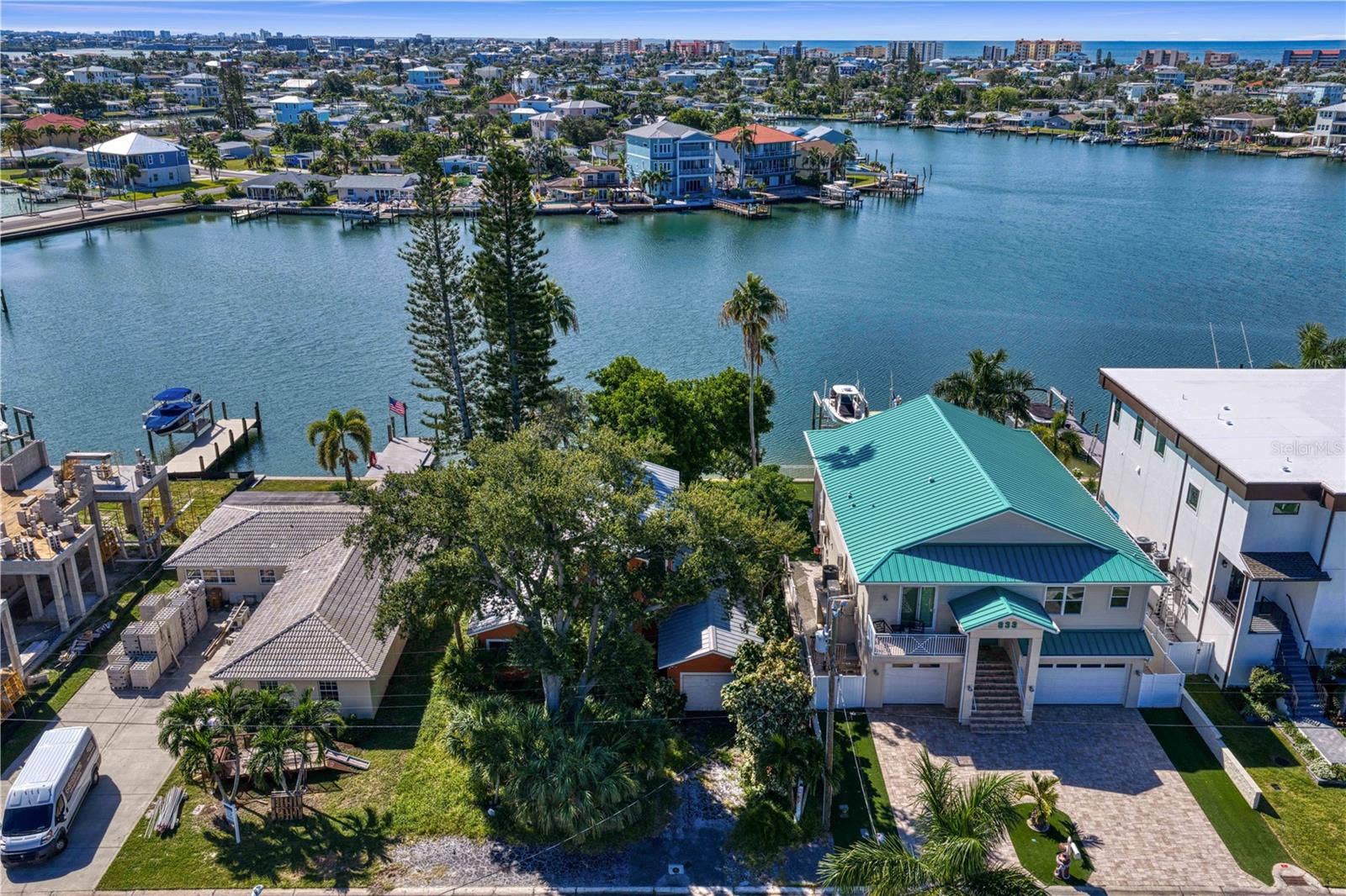 835 BAY POINT DRIVE, Madeira Beach, FL 33708