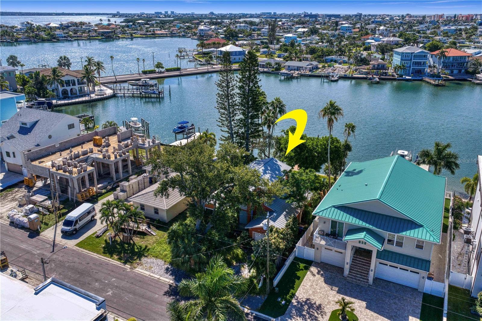 835 BAY POINT DRIVE, Madeira Beach, FL 33708