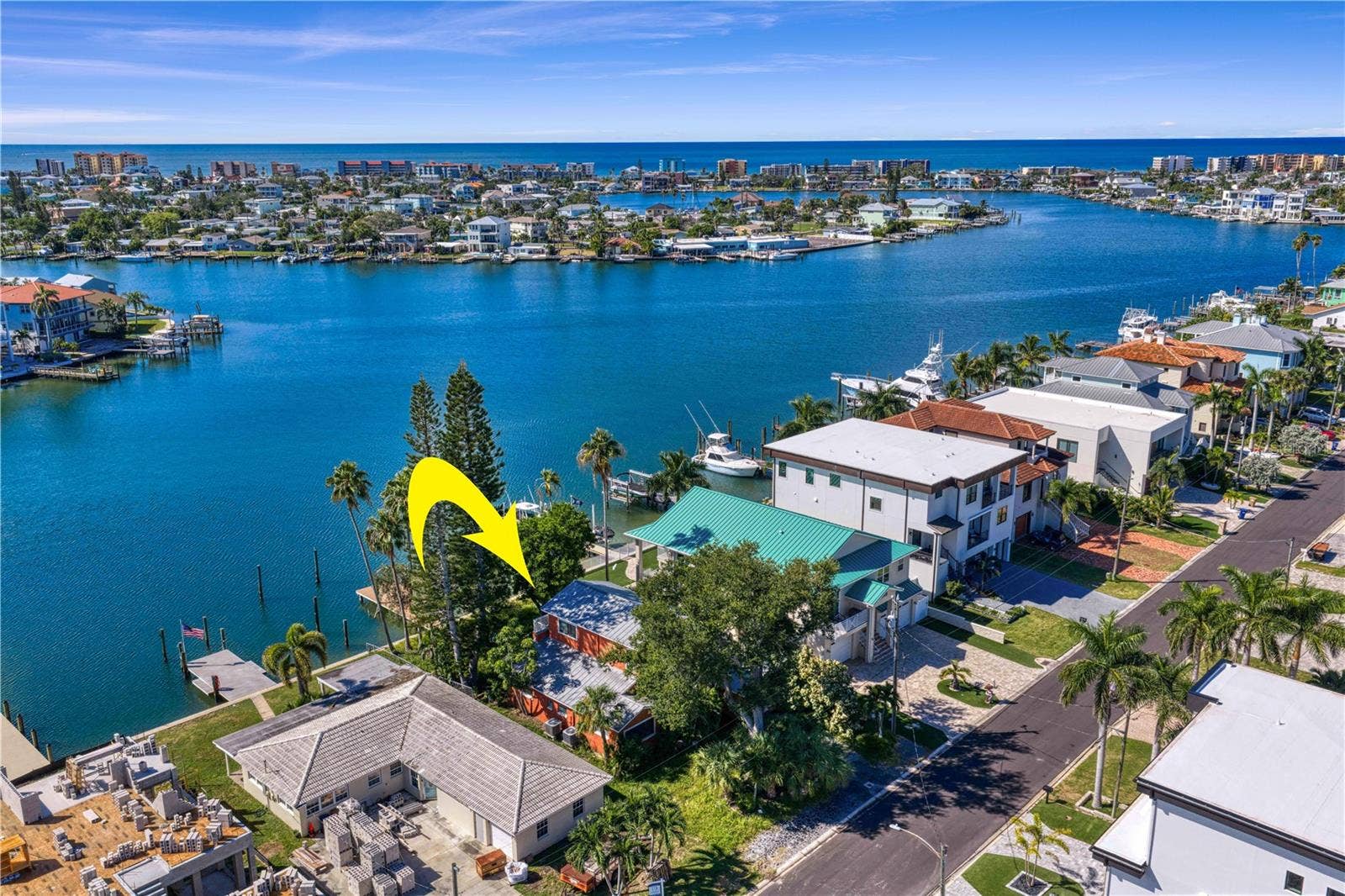 835 BAY POINT DRIVE, Madeira Beach, FL 33708