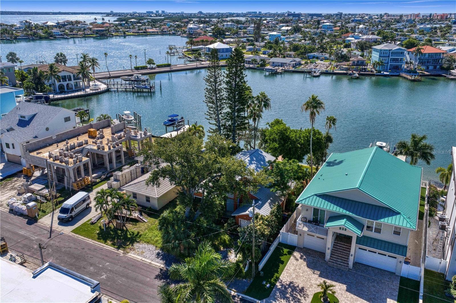 835 BAY POINT DRIVE, Madeira Beach, FL 33708