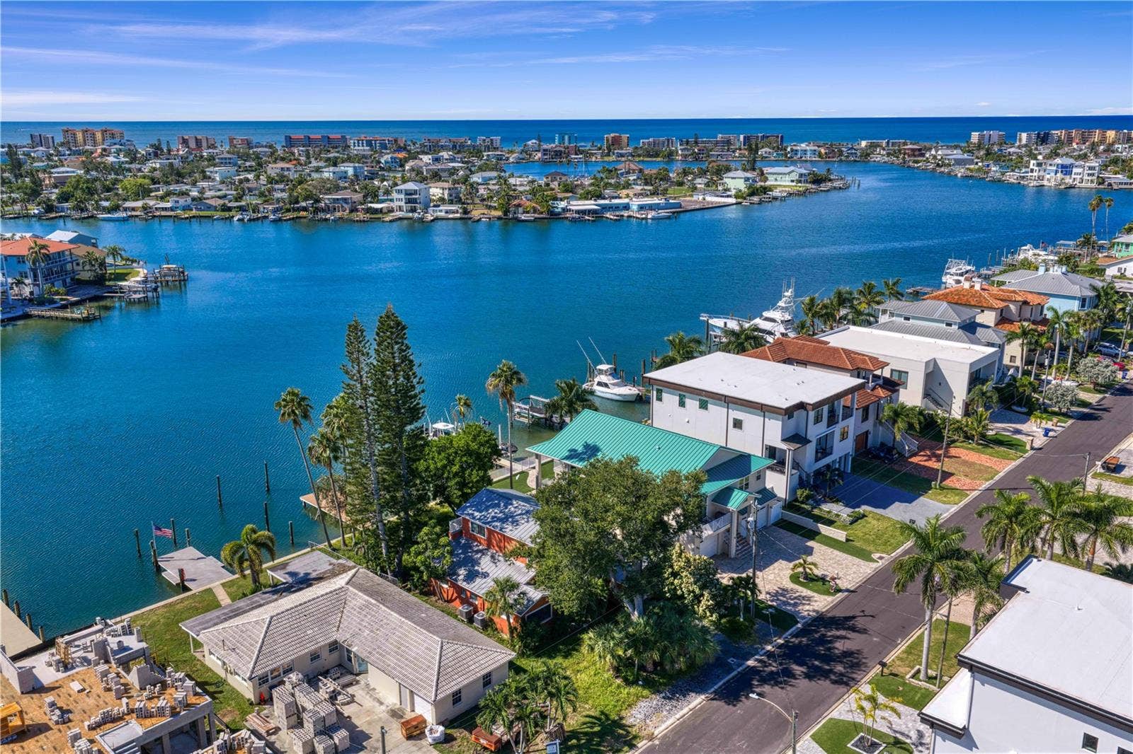 835 BAY POINT DRIVE, Madeira Beach, FL 33708