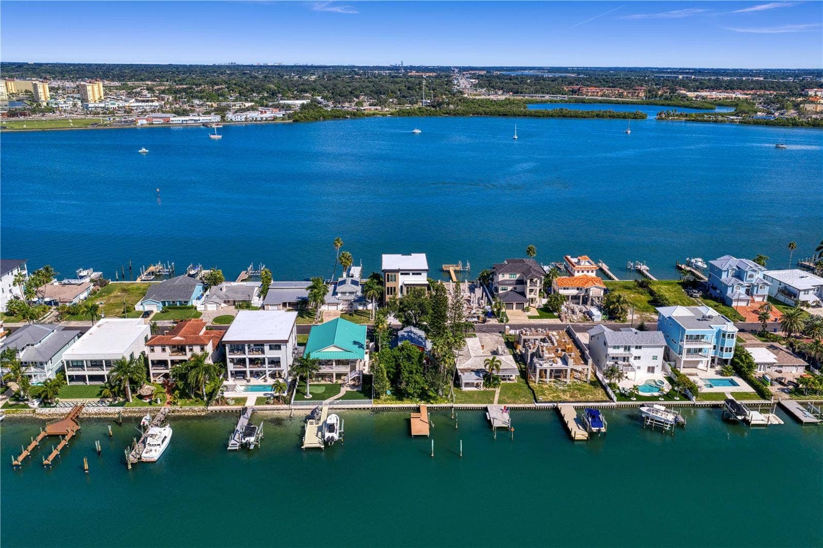 835 BAY POINT DRIVE, Madeira Beach, FL 33708