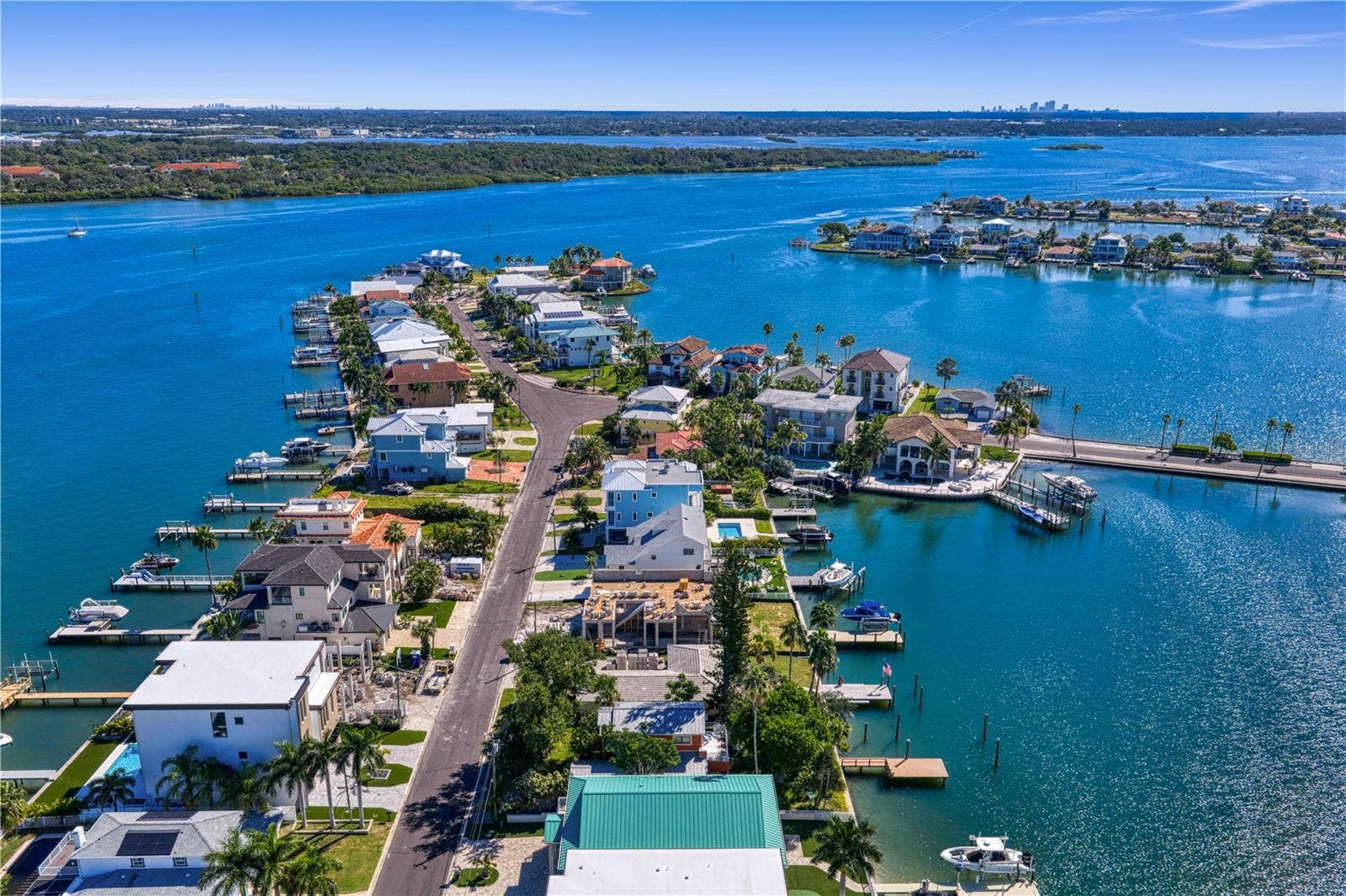 835 BAY POINT DRIVE, Madeira Beach, FL 33708