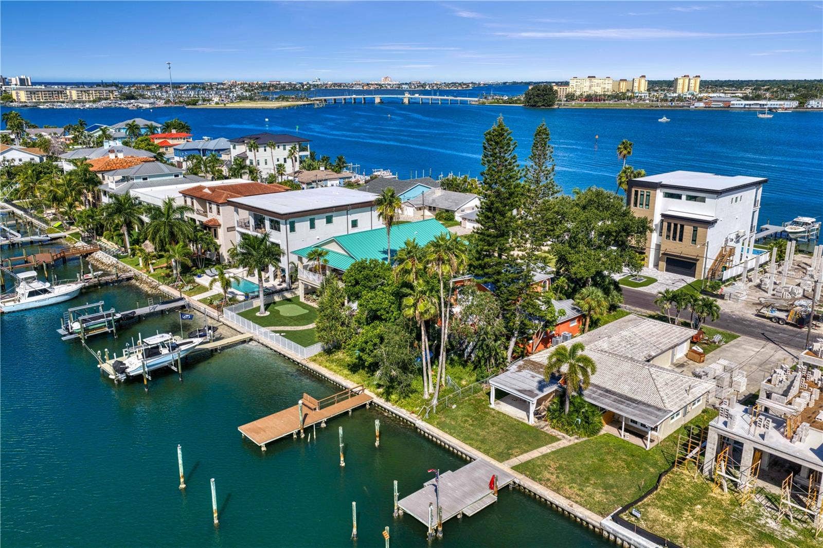835 BAY POINT DRIVE, Madeira Beach, FL 33708