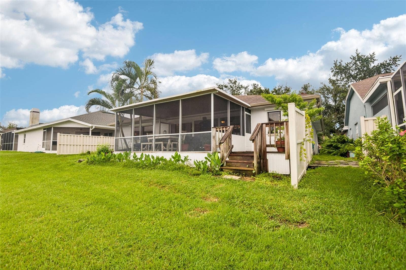 1175 SAN CARLOS AVENUE NE, St Petersburg, FL 33702