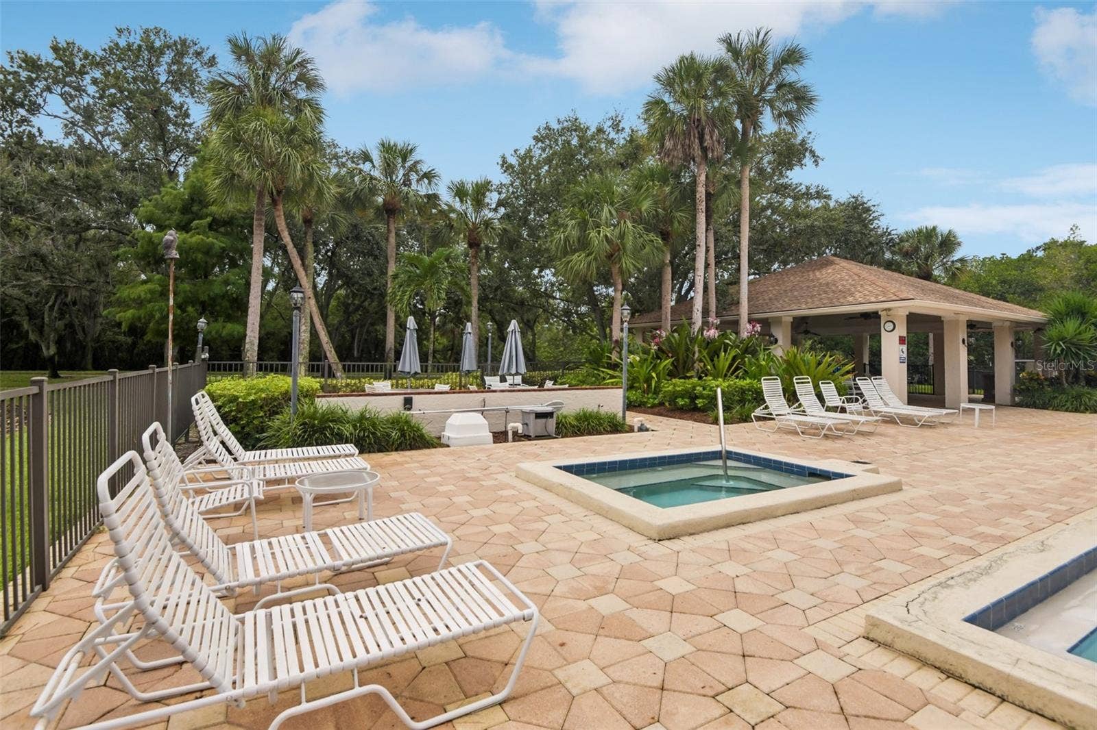 1175 SAN CARLOS AVENUE NE, St Petersburg, FL 33702