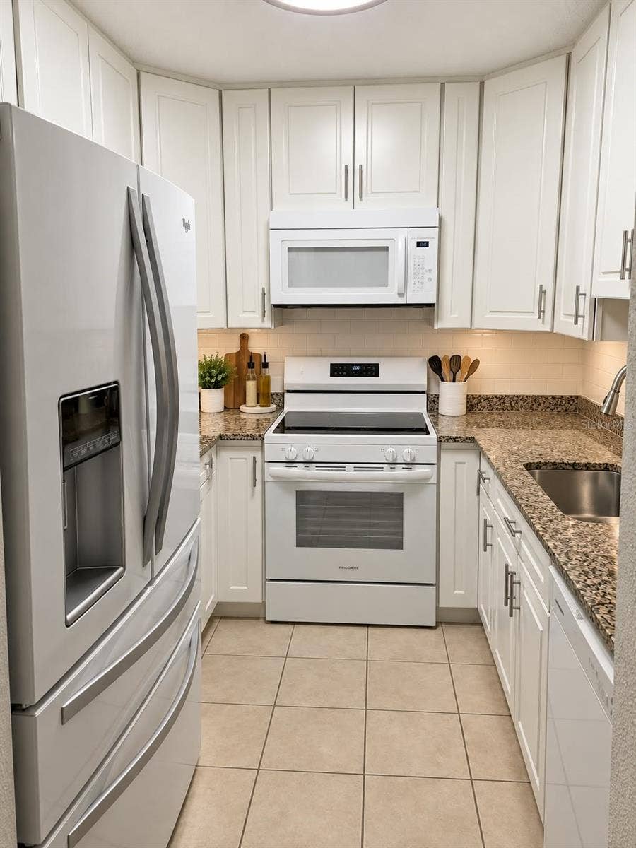 2415 NE 7TH STREET, #5, Ocala, FL 34470