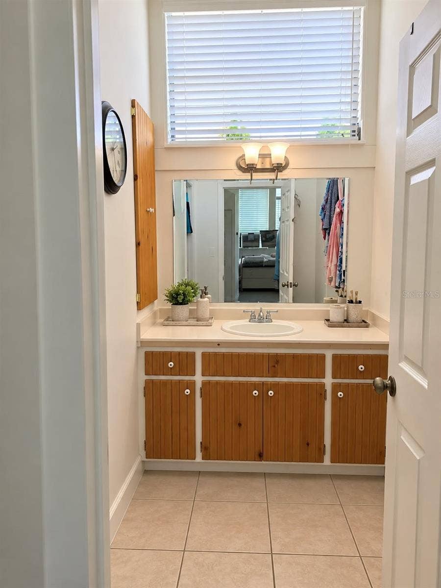 2415 NE 7TH STREET, #5, Ocala, FL 34470