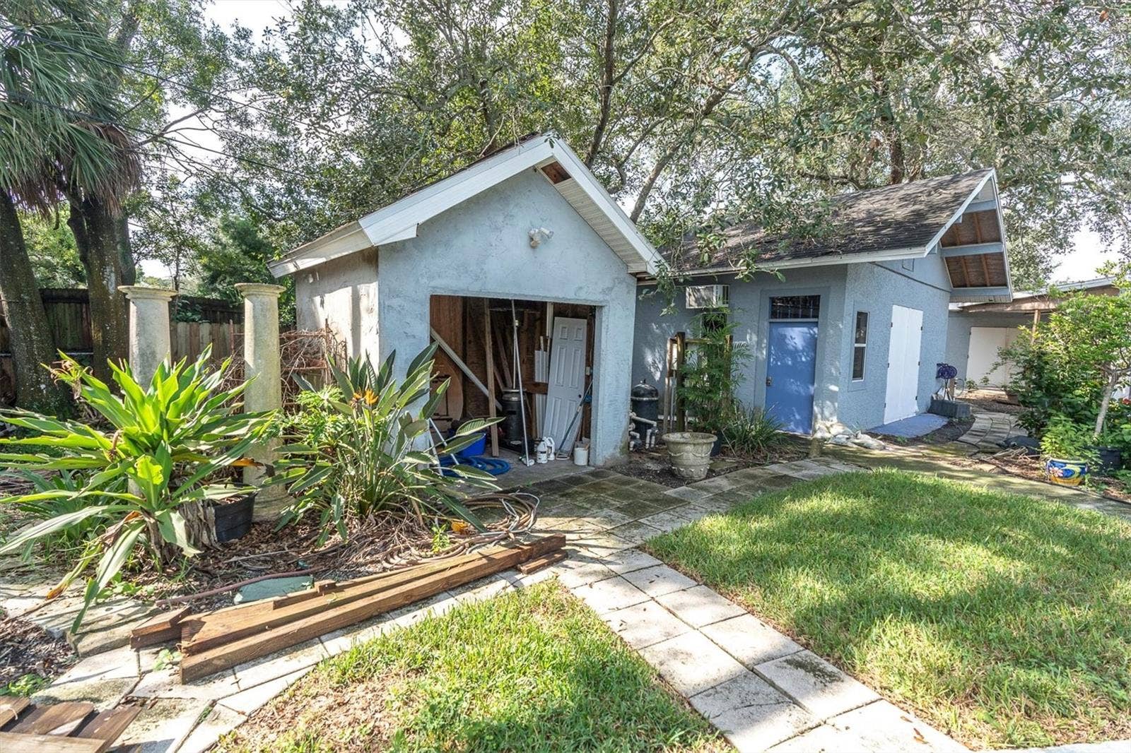 4726 W TAMBAY AVENUE, Tampa, FL 33611