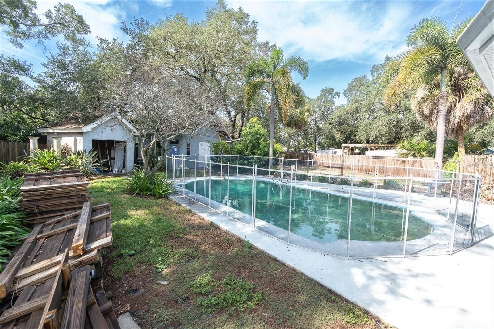 4726 W TAMBAY AVENUE, Tampa, FL 33611